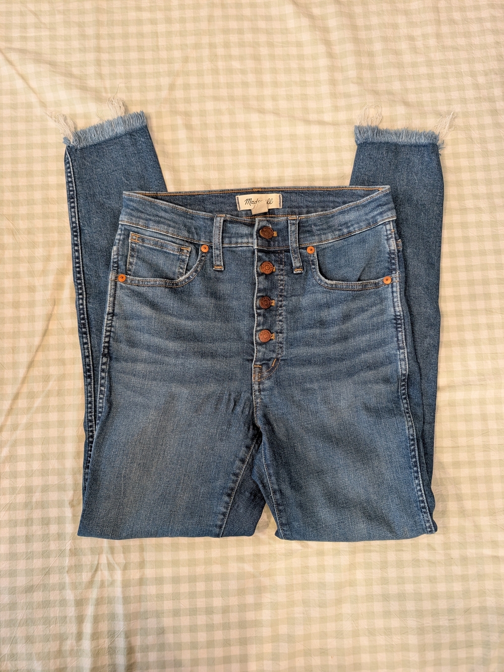 Madewell High-Rise Button-Fly Jeans in Medium Blue Wash